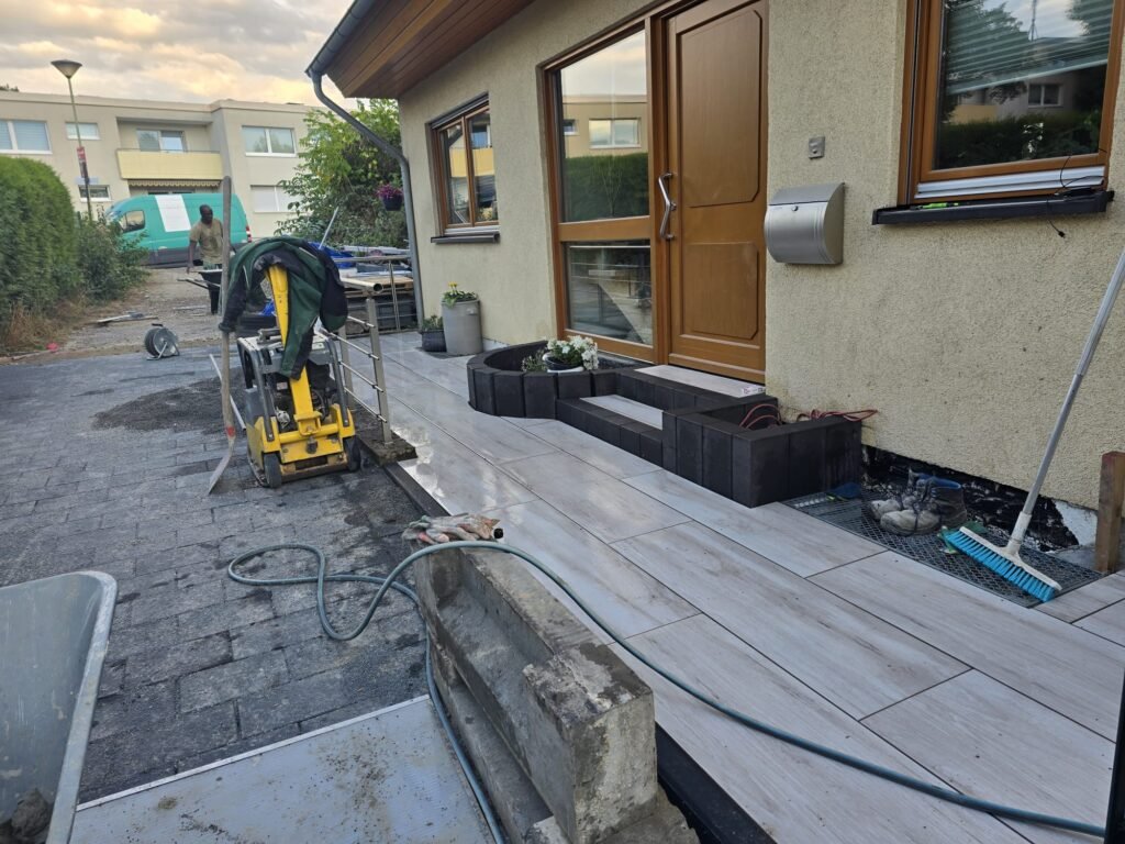 Neuer Eingang in Iserlohn